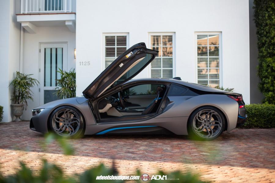  BMW i8 on ADV.1 Wheels (ADVNL2 M.V2 CS) 2015 года  (фото 9 из 14)